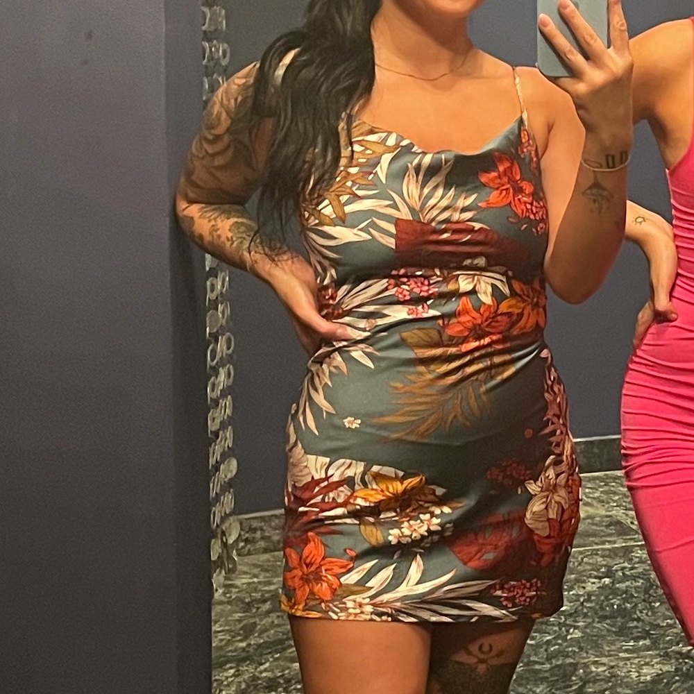 Floral dress worn once size XS